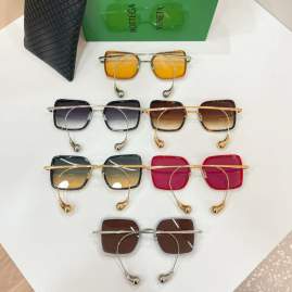 Picture of Bottega Veneta Sunglasses _SKUfw80050214fw